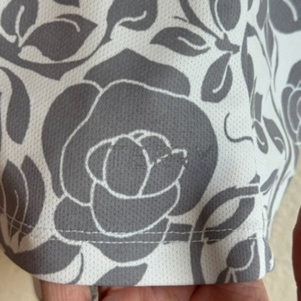 Terry Sleeveless Floral Active Top – Gray & White, Half Zip, Size XL - Picture 3 of 6